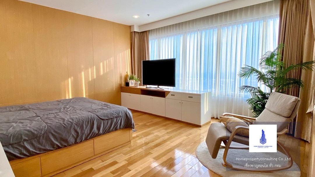 The Emporio Place (ดิ เอ็มโพริโอ เพลส)