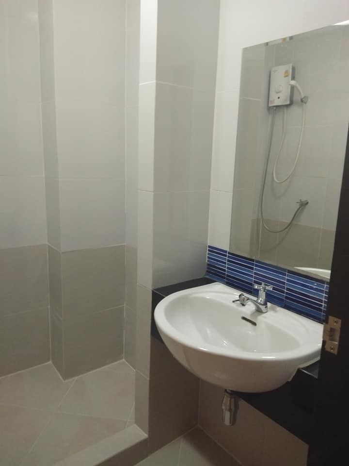 บี คอนโด บางนา (B Condo Bangna )