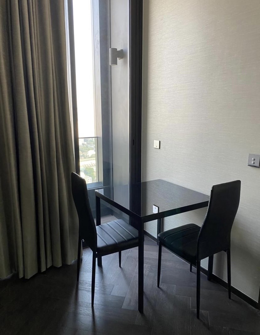 The ESSE Sukhumvit 36 (ดิ เอส สุขุมวิท 36)	