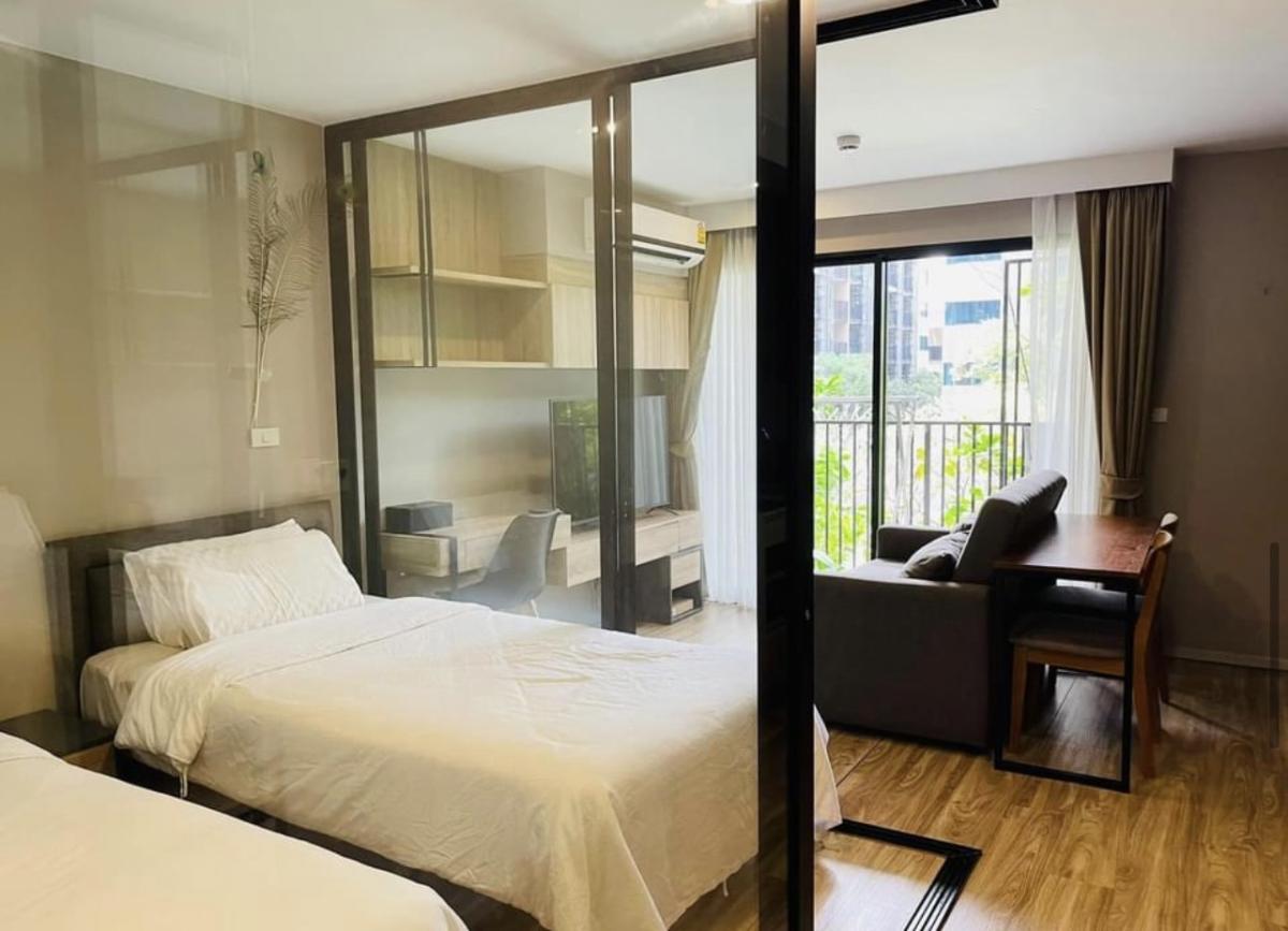 Blossom Condo @ Sathorn - Charoenrat (บลอสซั่ม คอนโด สาทร-เจริญราษฎร์)