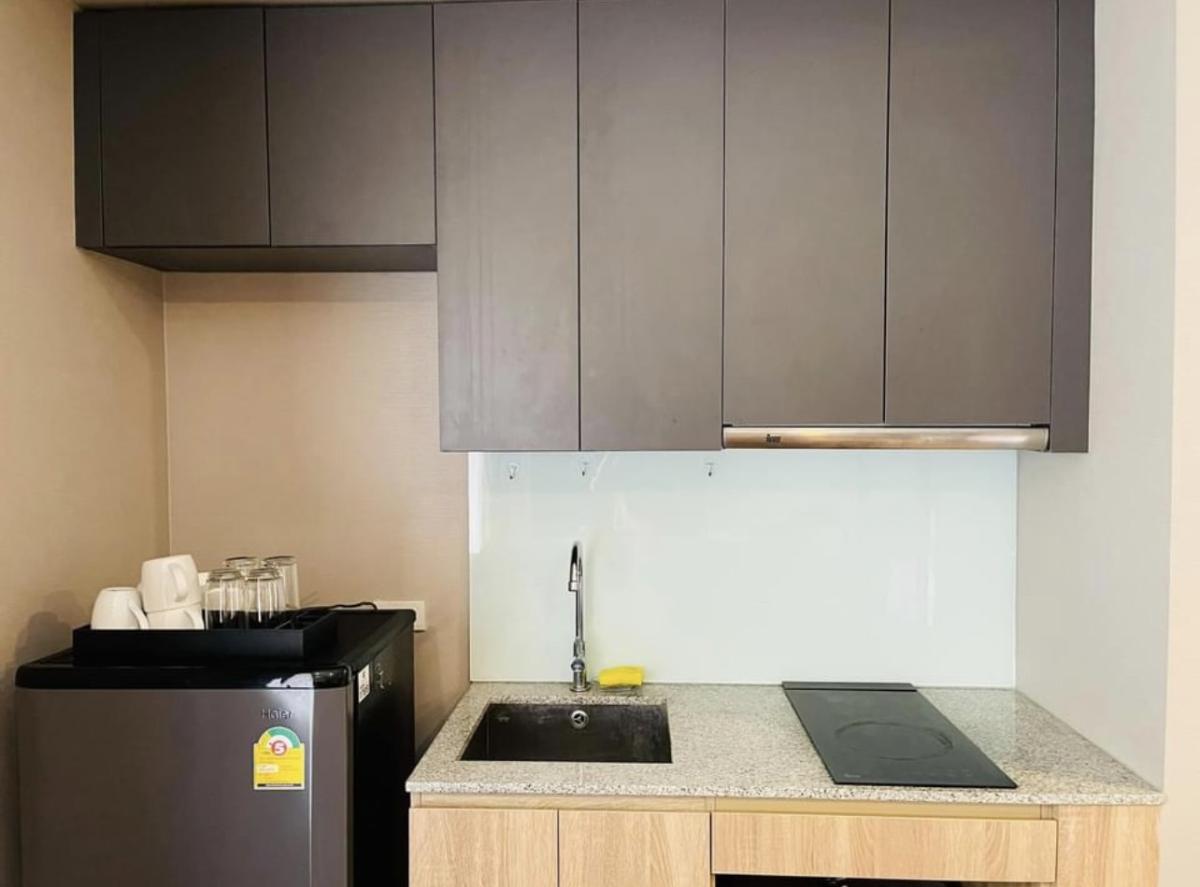 Blossom Condo @ Sathorn - Charoenrat (บลอสซั่ม คอนโด สาทร-เจริญราษฎร์)
