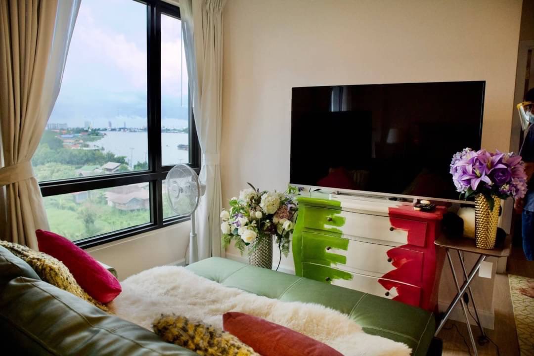 Metro Luxe Riverfront (เมโทร ลักซ์ ริเวอร์ฟรอนท์)