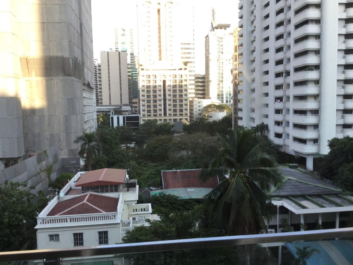 Baan Pathumwan (บ้านปทุมวัน)