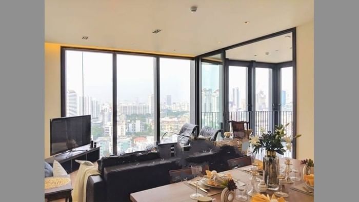 BEATNIQ Sukhumvit 32 (บีทนิค สุขุมวิท 32)