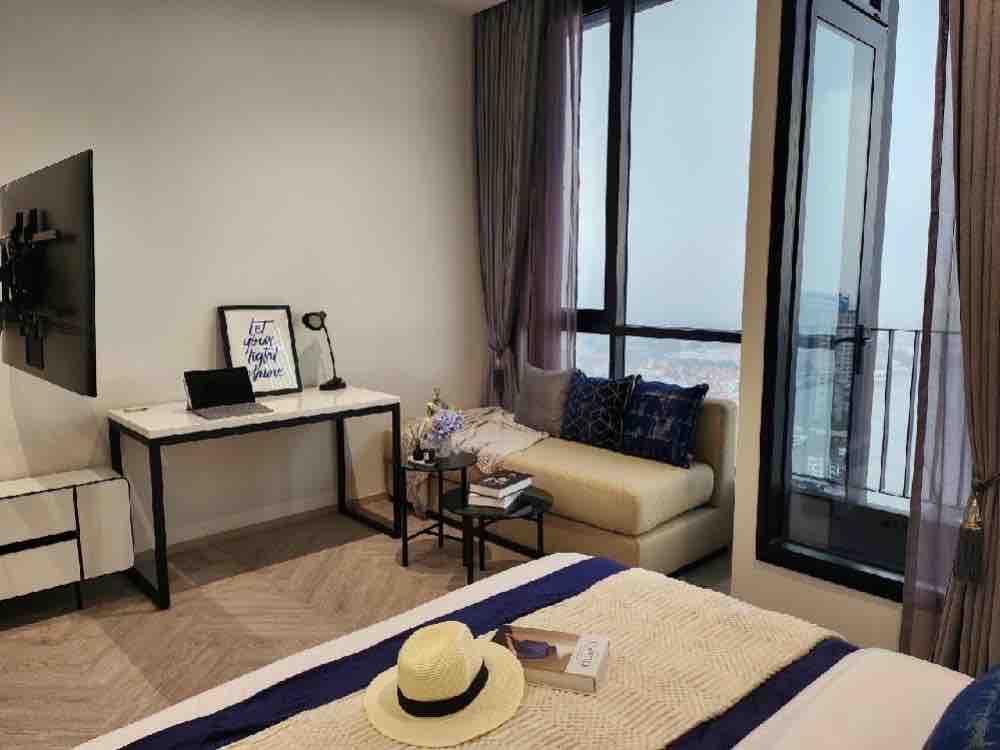 Chapter Charoennakhon - Riverside (แชปเตอร์ เจริญนคร - ริเวอร์ไซด์)