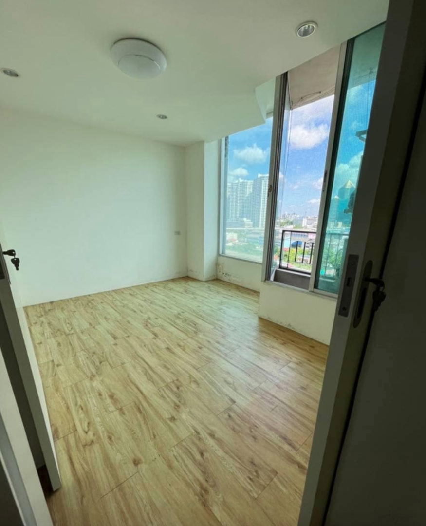 La Maison Phaholyothin 24 (ลาเมซอง พหลโยธิน 24)