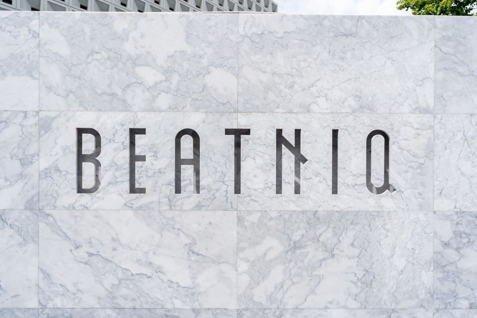 BEATNIQ Sukhumvit 32 (บีทนิค สุขุมวิท 32)