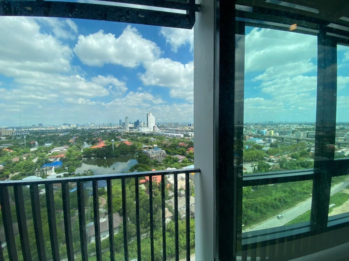 Niche Mono Mega Space Bangna (นิช โมโน เมกะ สเปซ บางนา)
