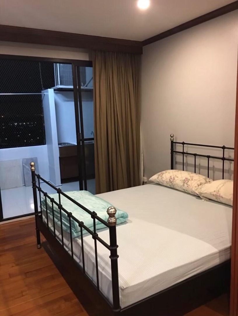 Country Complex (คันทรี คอมเพล็กซ์ )