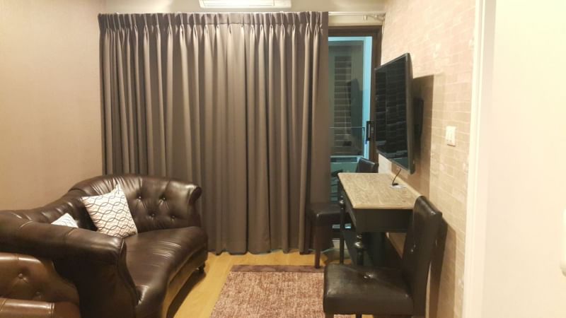 Condolette Dwell Sukhumvit 26 (คอนโดเลต ดเวล สุขุมวิท 26)