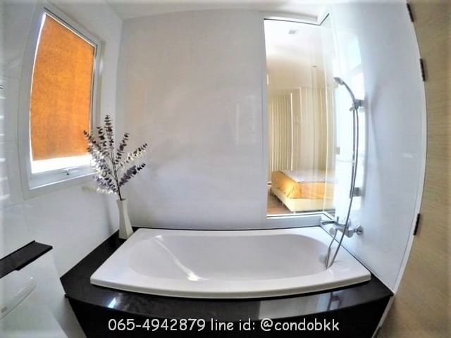 The Coast Bangkok ( เดอะ โคสต์ แบงค็อก )