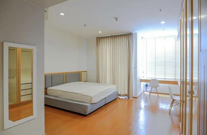 Villa Rachatewi (วิลล่า ราชเทวี)