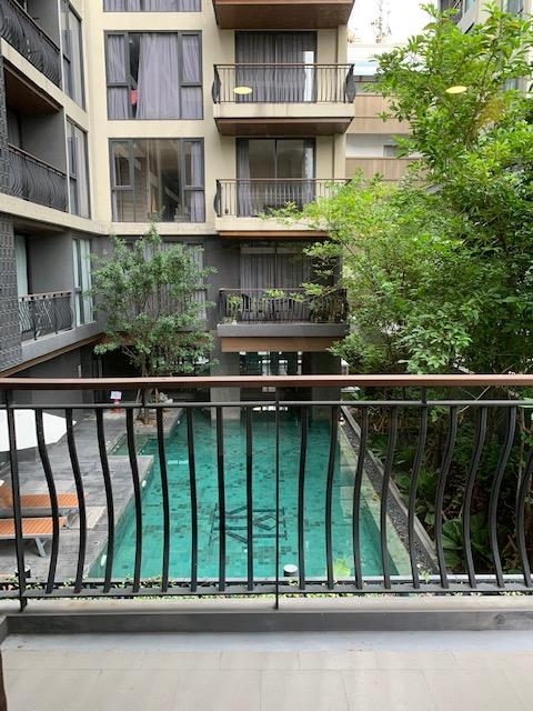 Klass Condo Langsuan (คลาส หลังสวน)