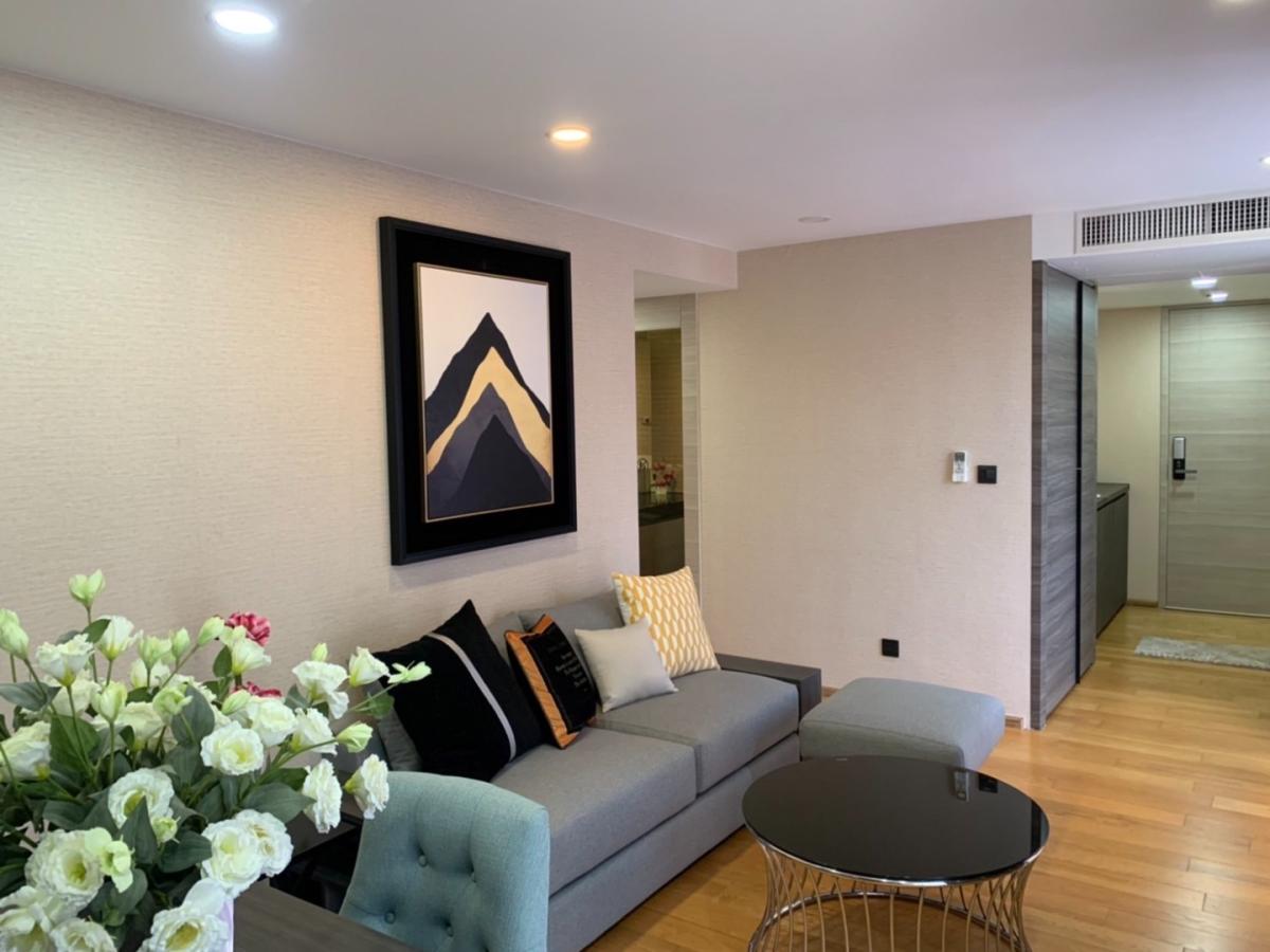 Klass Condo Langsuan (คลาส หลังสวน)