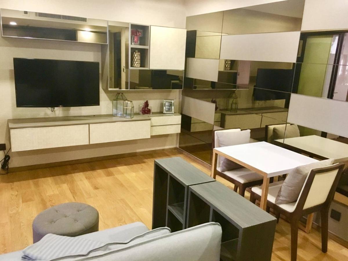 Klass Condo Langsuan (คลาส หลังสวน)