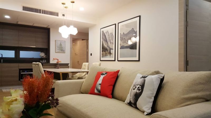 Klass Condo Langsuan (คลาส หลังสวน)