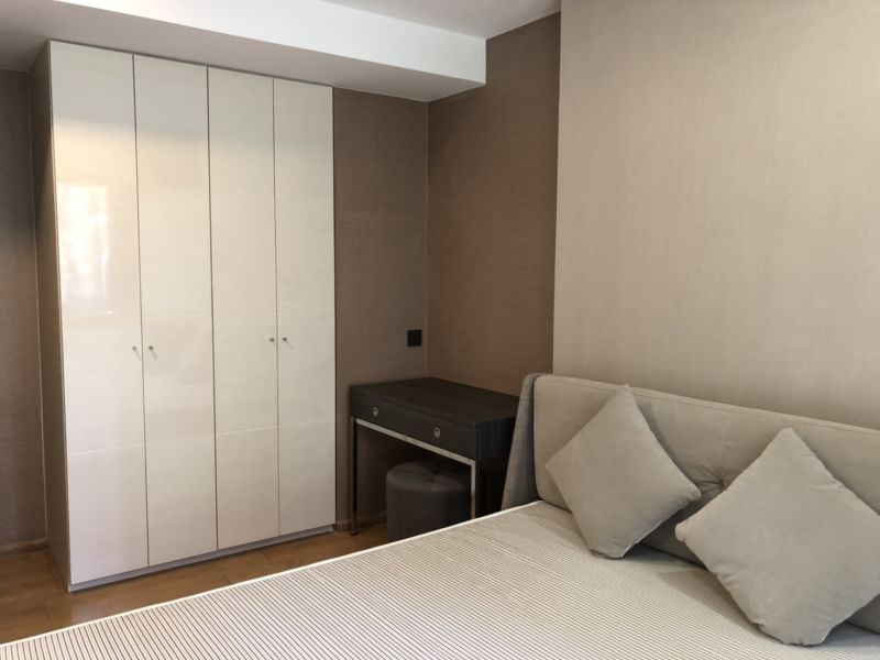 Klass Condo Langsuan (คลาส หลังสวน)