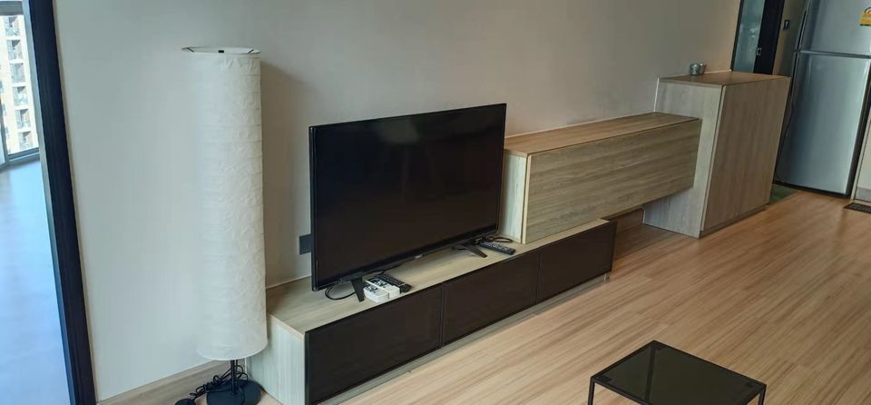 Sky Walk Condominium (สกายวอล์ค คอนโดมิเนียม)