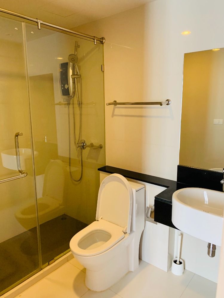 Le Cote Thonglor 8 (เลอ โคเต้ ทองหล่อ 8)