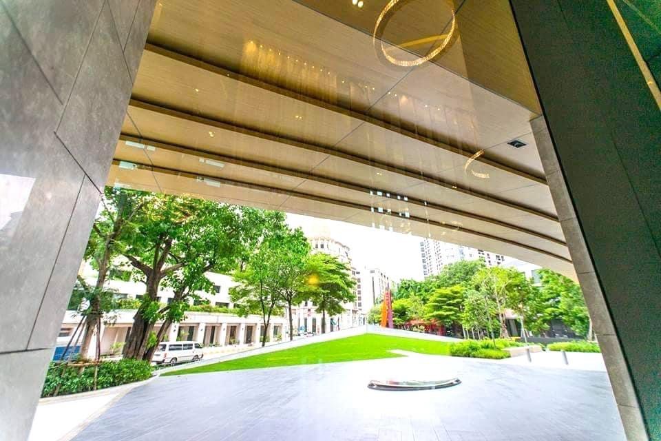 The Lumpini 24 (เดอะ ลุมพินี 24)