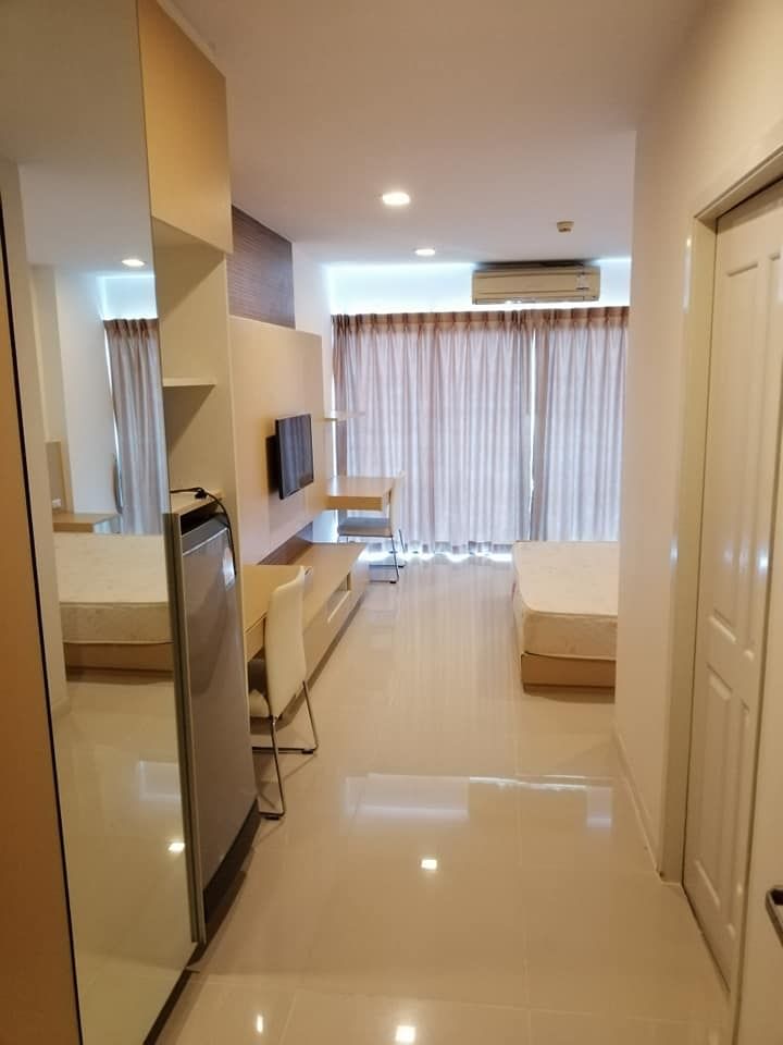 Landmark Residence (แลนด์มาร์ค เรสซิเดนซ์)