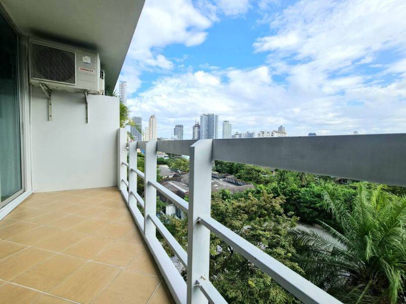 The Waterford Sukhumvit 50 (เดอะ วอเตอร์ฟอร์ด สุขุมวิท 50)
