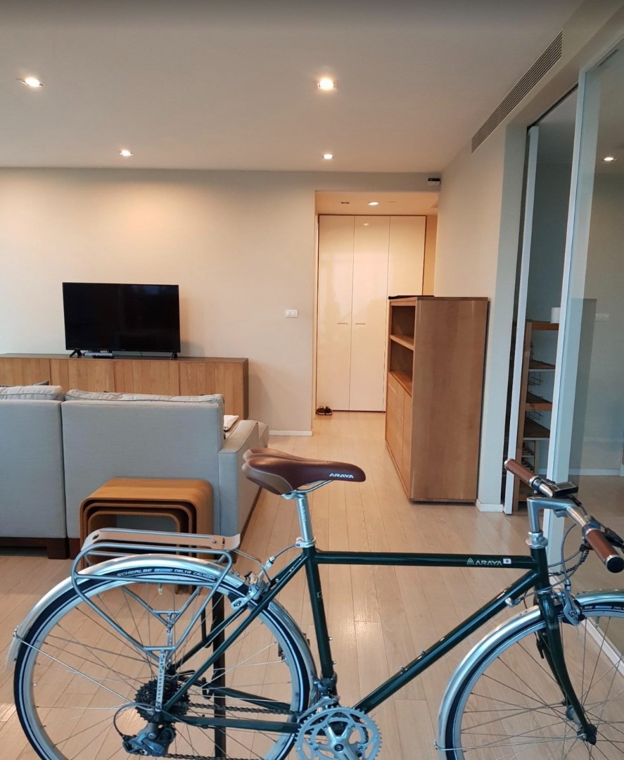 The Room Sukhumvit 21 ( เดอะ รูม สุขุมวิท 21)