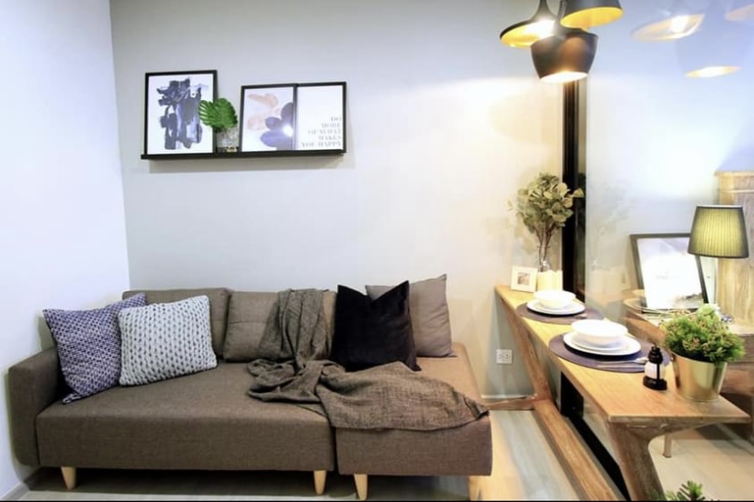 Life Asoke (ไลฟ์ อโศก)
