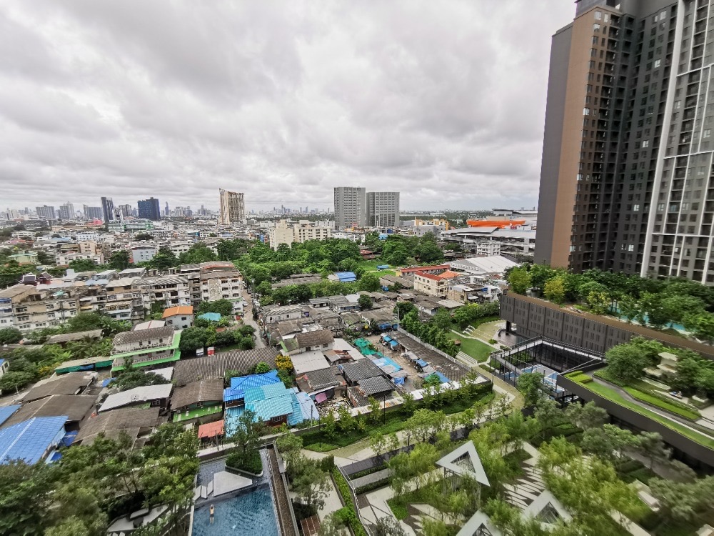The Parkland Phetkasem 56 (เดอะ พาร์คแลนด์ เพชรเกษม 56)
