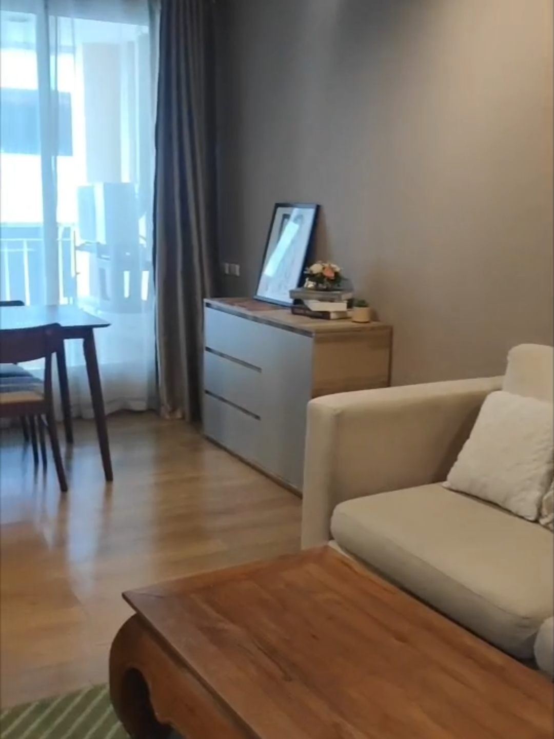 The Address Sukhumvit 42 (ดิ แอดเดรส สุขุมวิท 42) - video